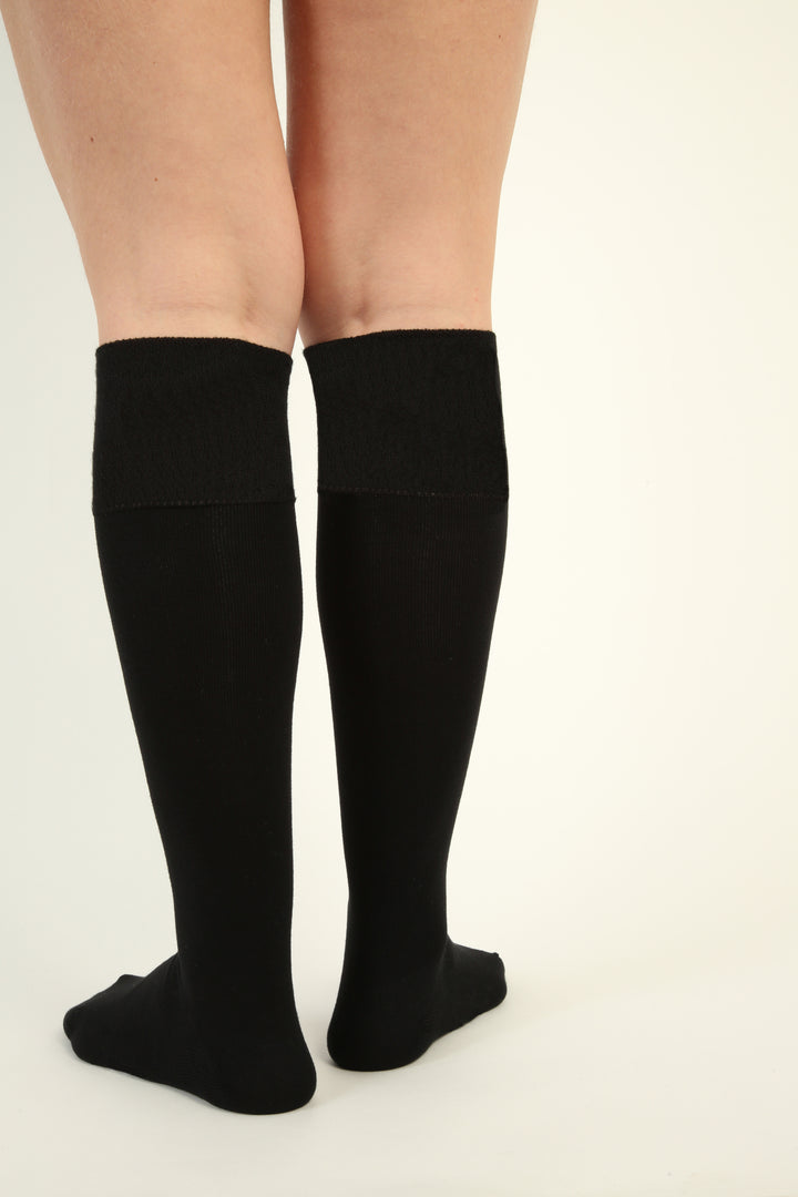Knee-High Seamless Bamboo Socks - 4 pairs