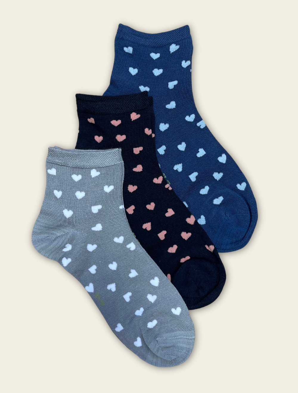 Seamless Bamboo Socks with hearts - 6 pairs