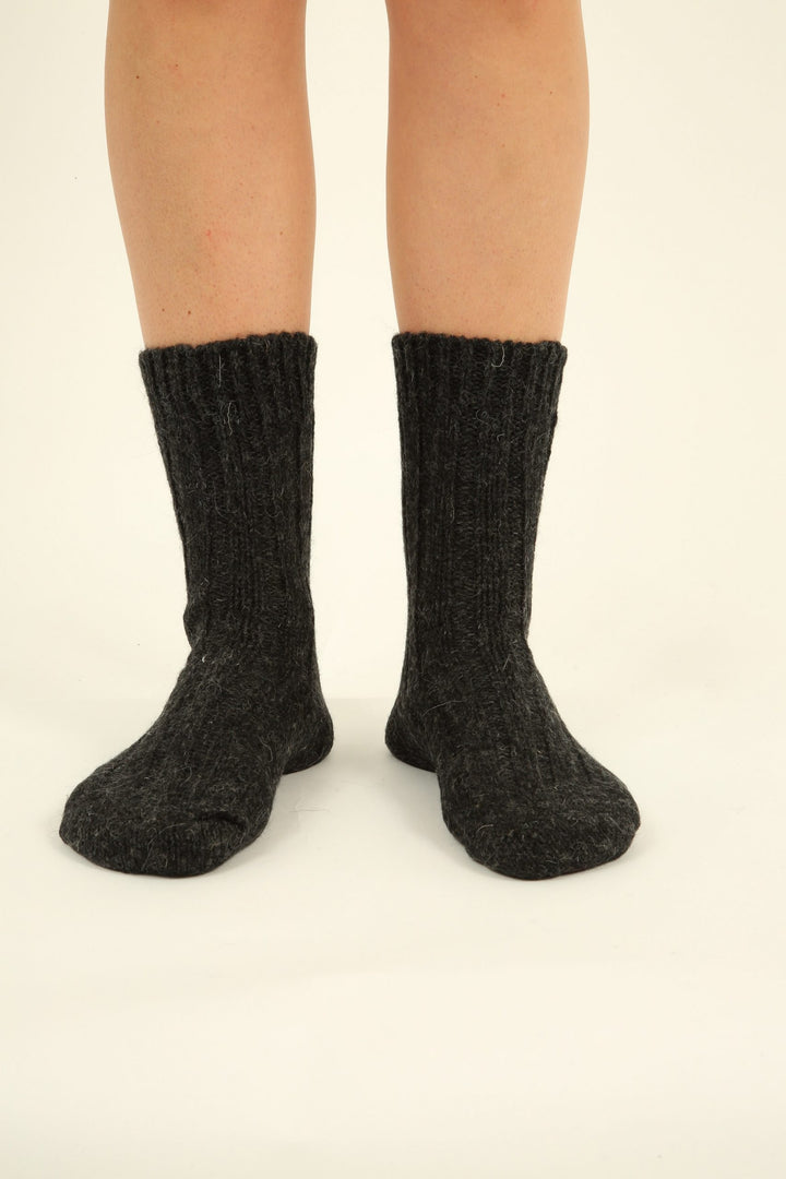 Socken aus 100% Schurwolle - anthrazit - hergestellt in Deutschland - 2 Paar